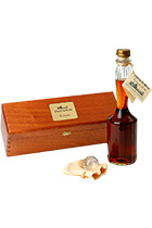 Chateau du Breuil Carafe 14 Pays d'Auge AOC wooden box